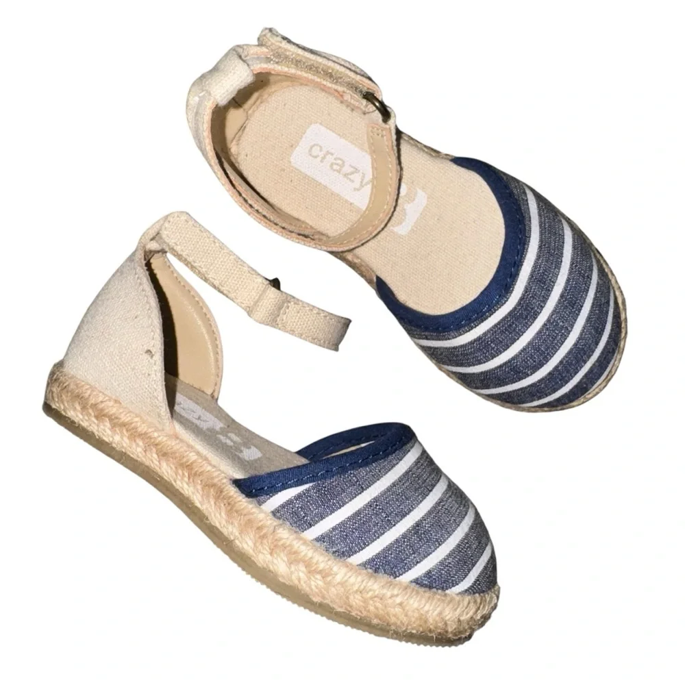 Crazy 8 Striped Blue and Cream Kids Sandals
